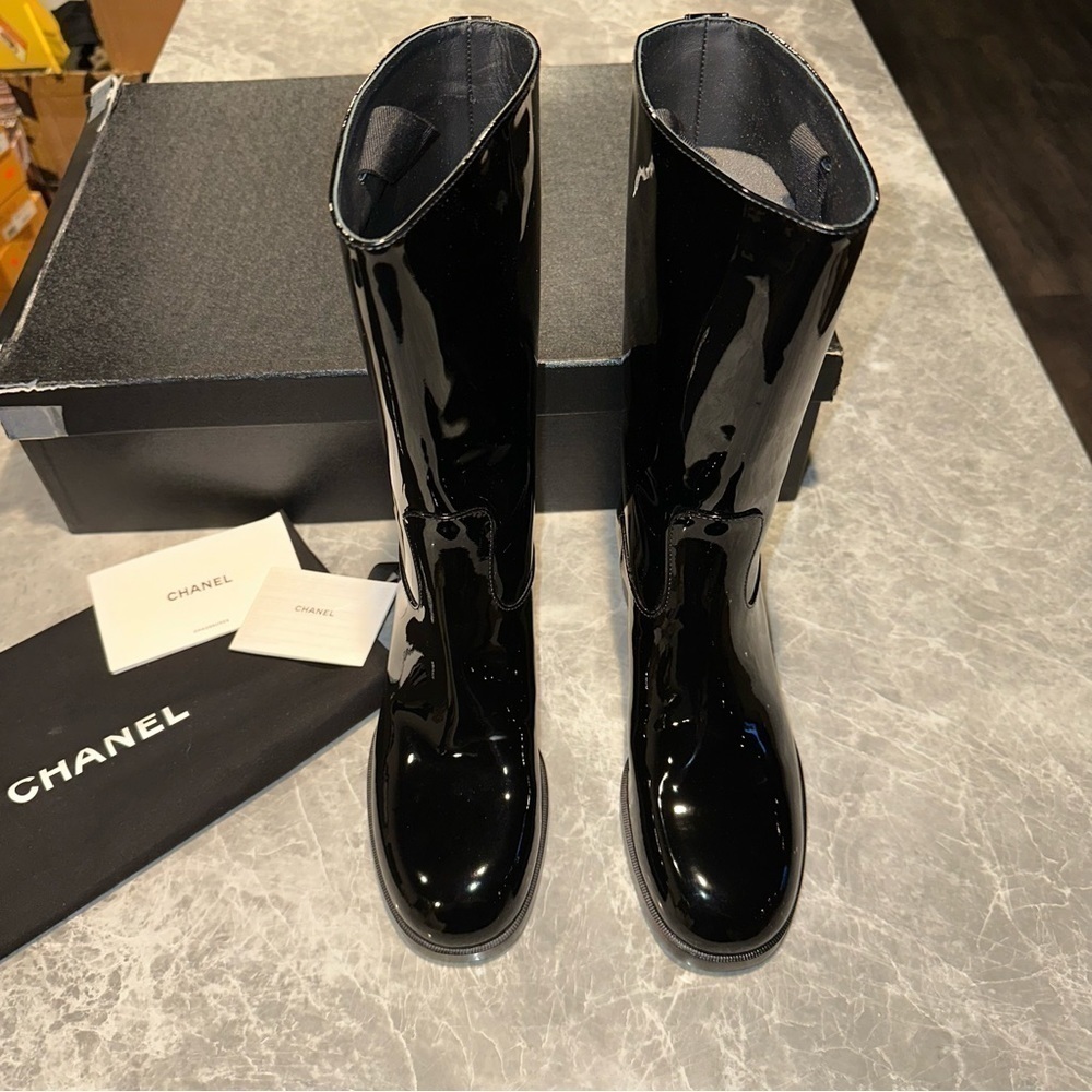 New Size 37.5 Chanel Patent CC Mid Calf Boots Black - Picture 2 of 11